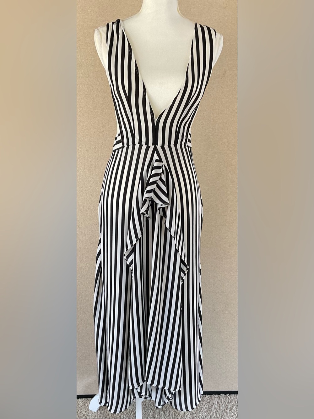 Black & White Striped V‑Neck Maxi Dress